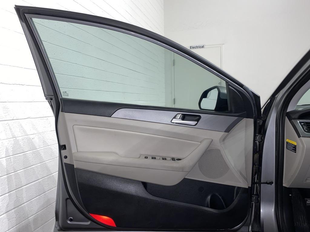 used 2017 Hyundai Sonata Hybrid car, priced at $10,444