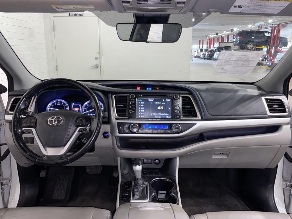 used 2017 Toyota Highlander car, priced at $19,155