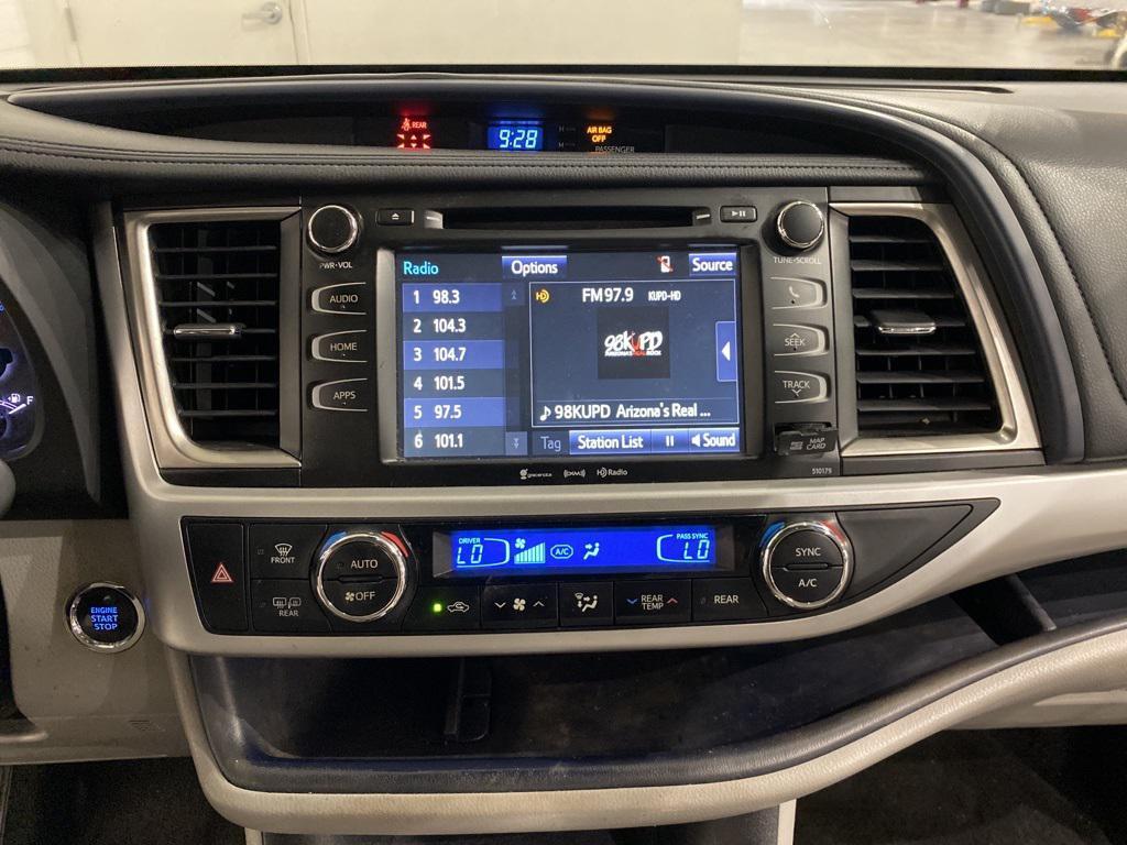 used 2017 Toyota Highlander car, priced at $19,155
