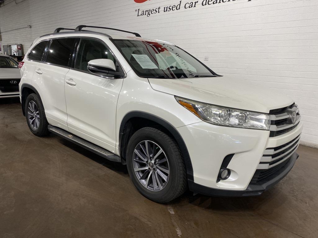 used 2017 Toyota Highlander car, priced at $19,155