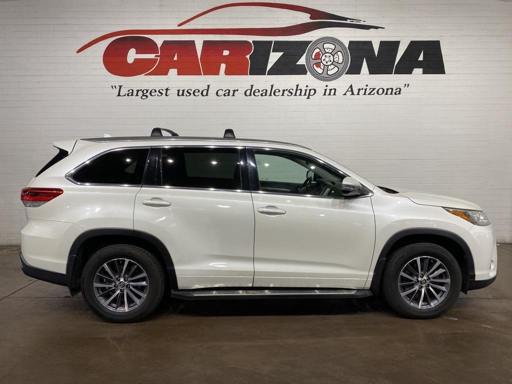 used 2017 Toyota Highlander car, priced at $19,155