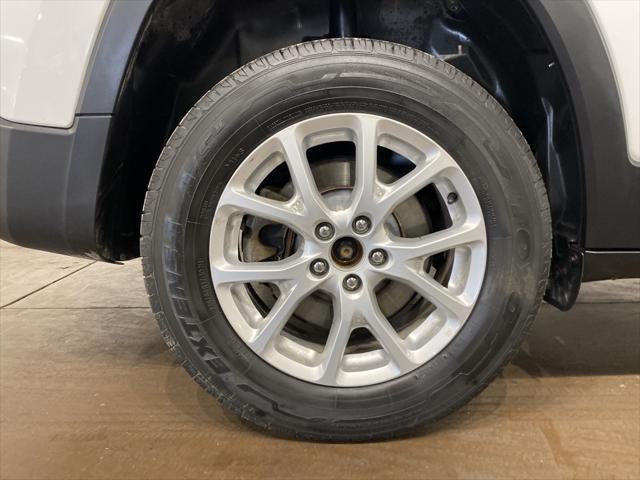 used 2018 Jeep Cherokee car, priced at $12,999