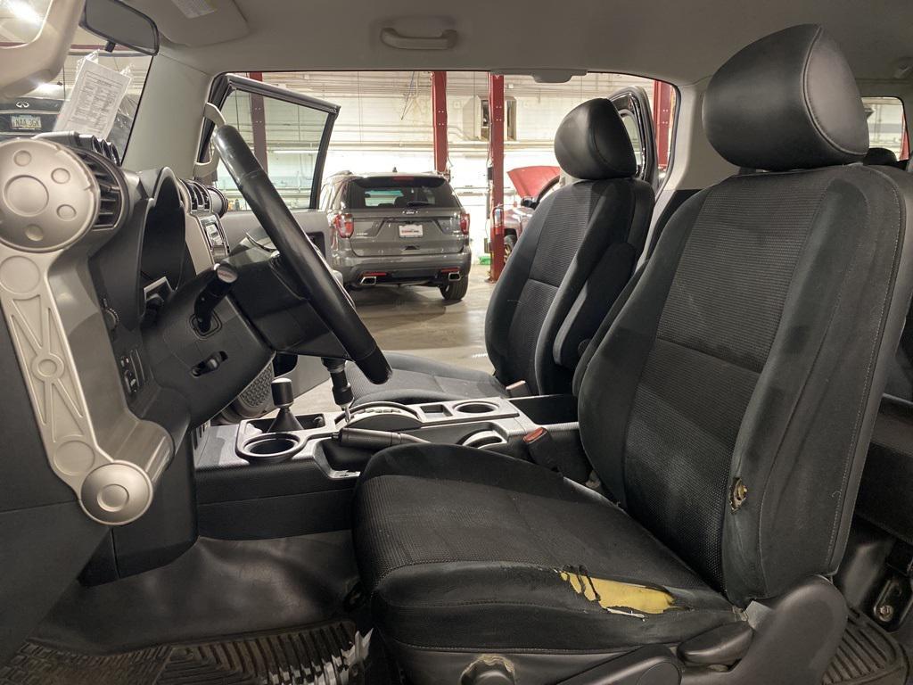 used 2007 Toyota FJ Cruiser car, priced at $14,255