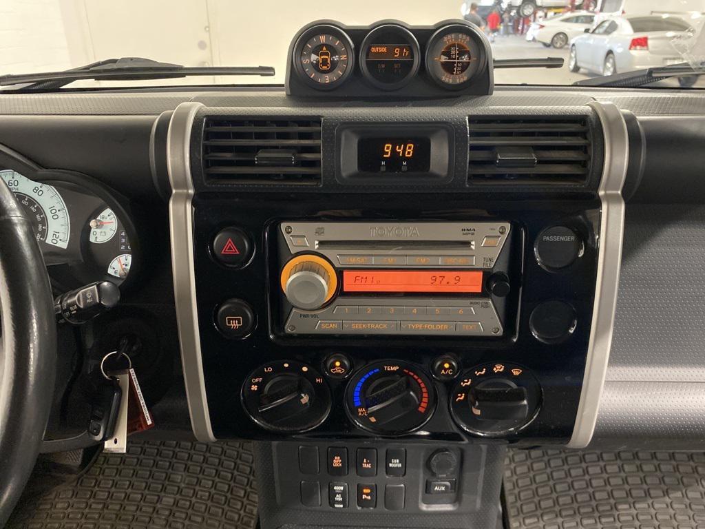 used 2007 Toyota FJ Cruiser car, priced at $14,255