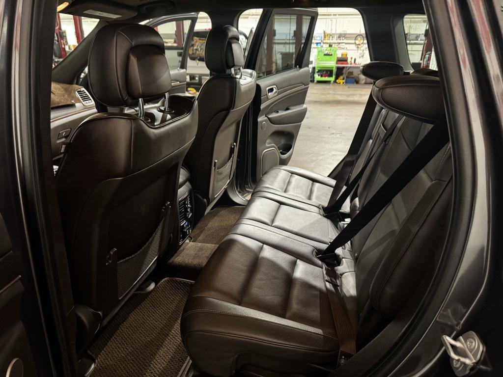 used 2015 Jeep Grand Cherokee car, priced at $14,995