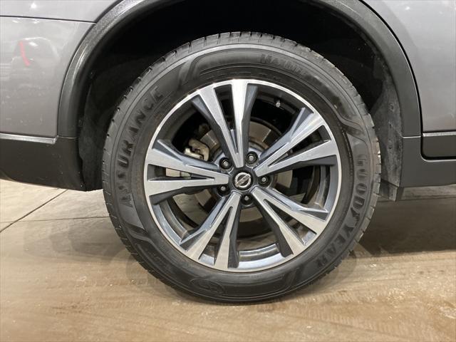 used 2020 Nissan Rogue car, priced at $17,999