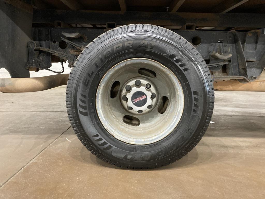 used 2005 GMC Sierra 3500 car, priced at $11,995