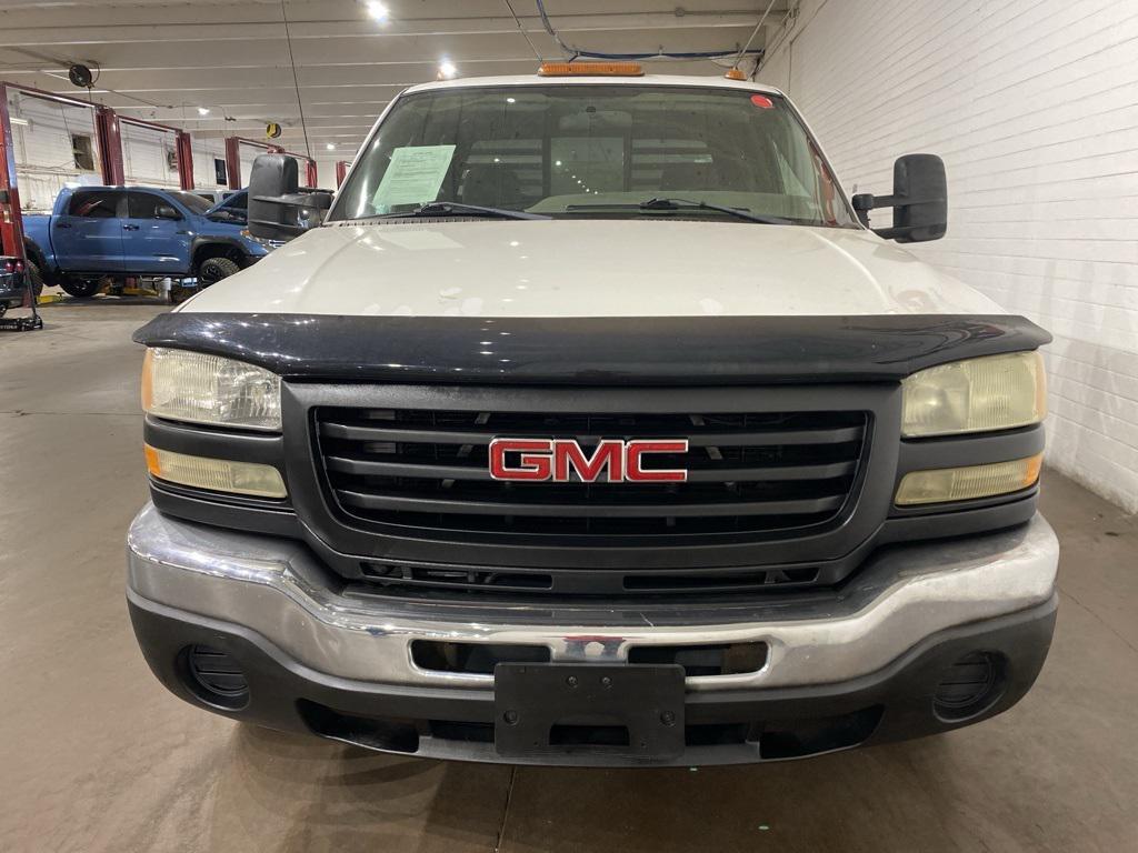 used 2005 GMC Sierra 3500 car, priced at $11,995
