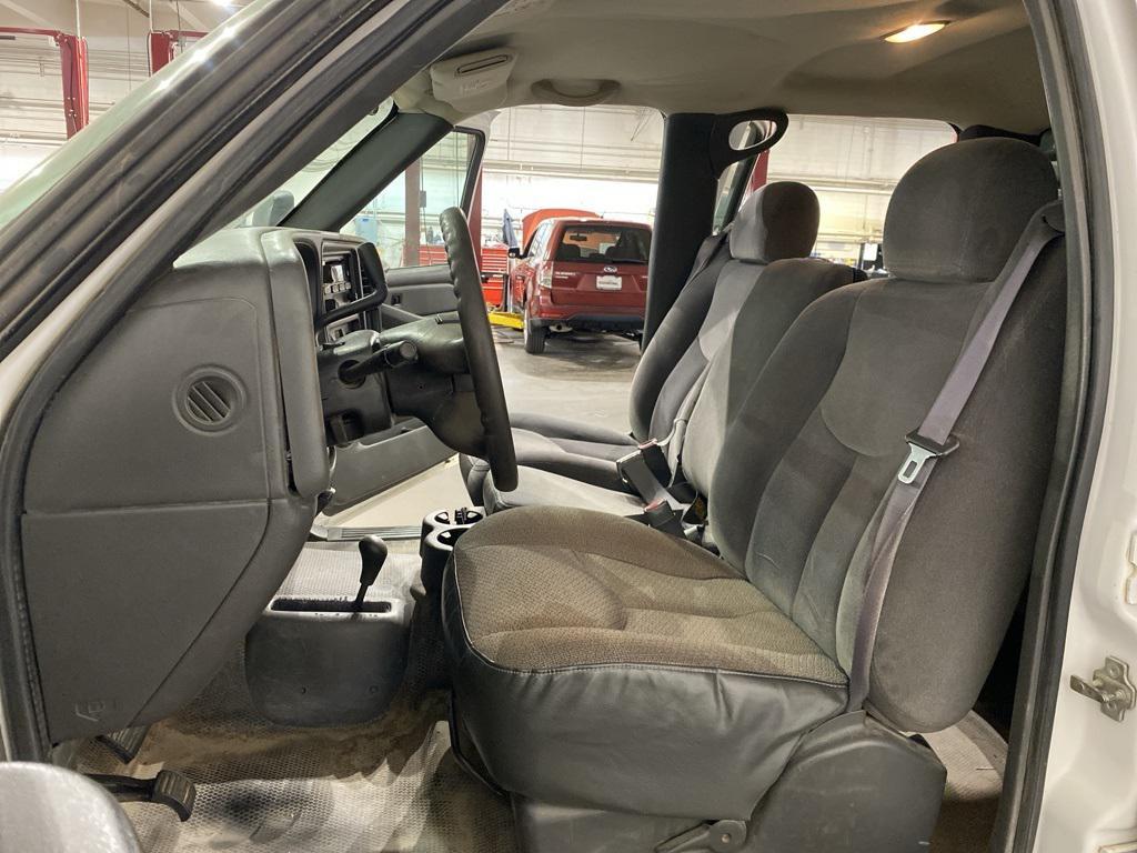 used 2005 GMC Sierra 3500 car, priced at $11,995