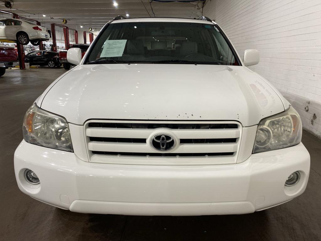 used 2007 Toyota Highlander car, priced at $9,777