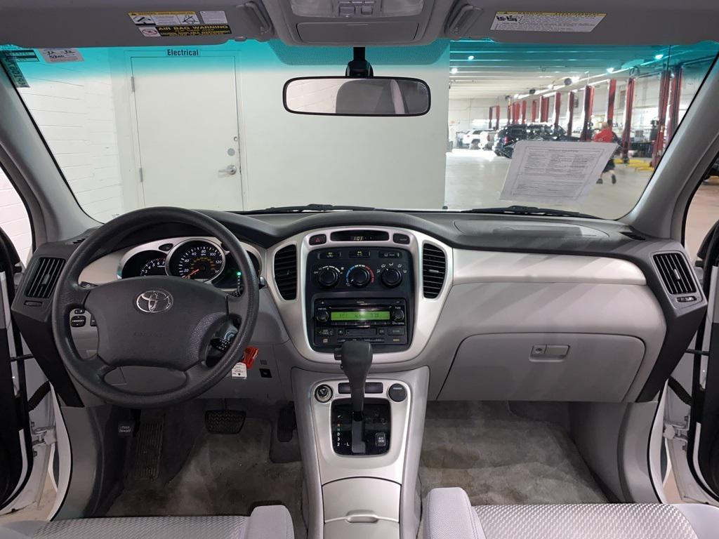 used 2007 Toyota Highlander car, priced at $9,777