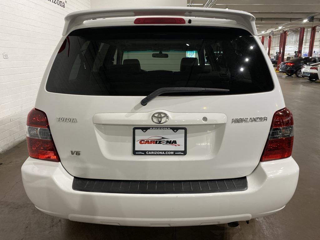 used 2007 Toyota Highlander car, priced at $9,777