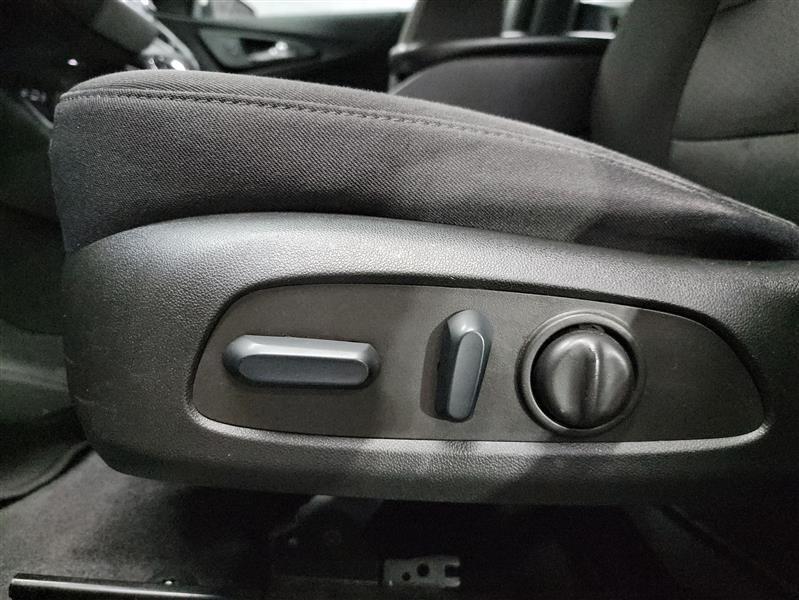 used 2022 Chevrolet Malibu car, priced at $15,900