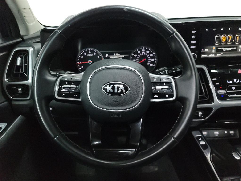 used 2021 Kia Sorento car, priced at $23,900