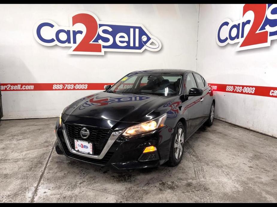 used 2019 Nissan Altima car, priced at $17,900
