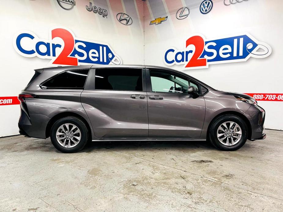 used 2022 Toyota Sienna car, priced at $38,900