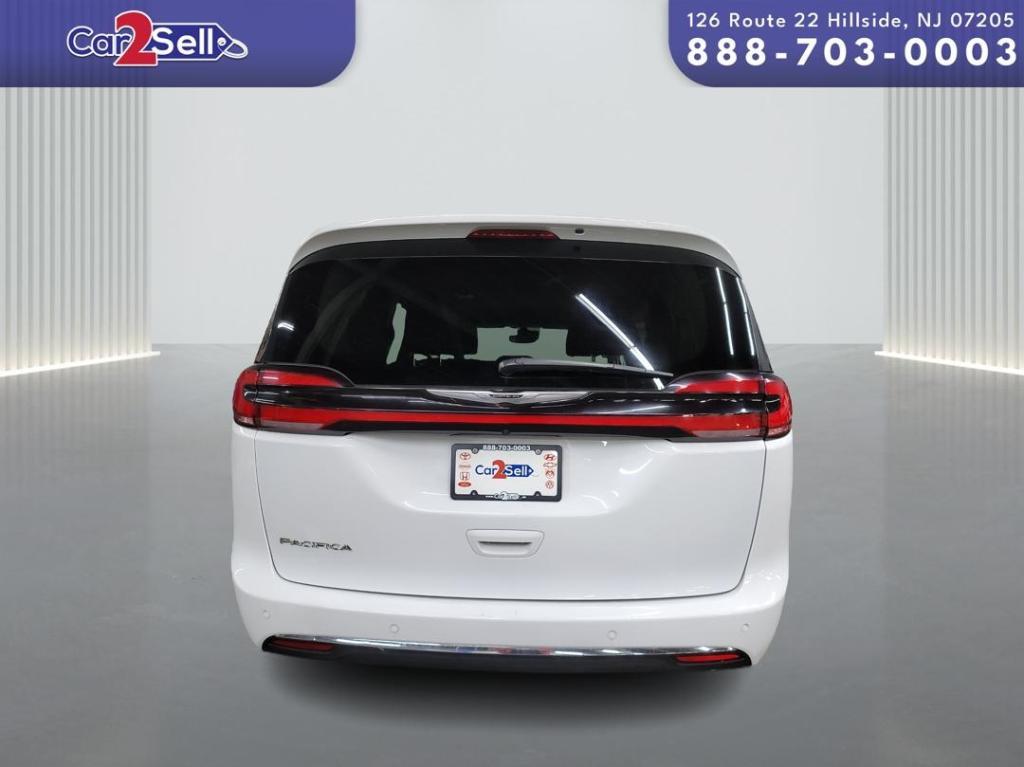 used 2021 Chrysler Pacifica car, priced at $18,900