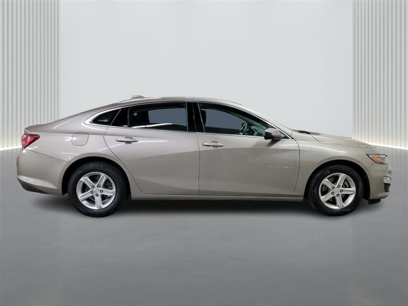 used 2022 Chevrolet Malibu car, priced at $13,900