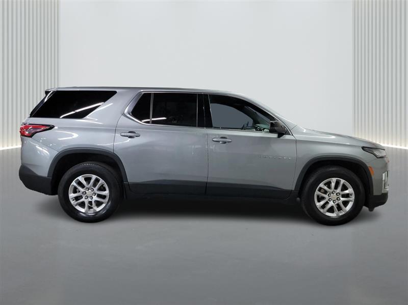 used 2023 Chevrolet Traverse car, priced at $22,500