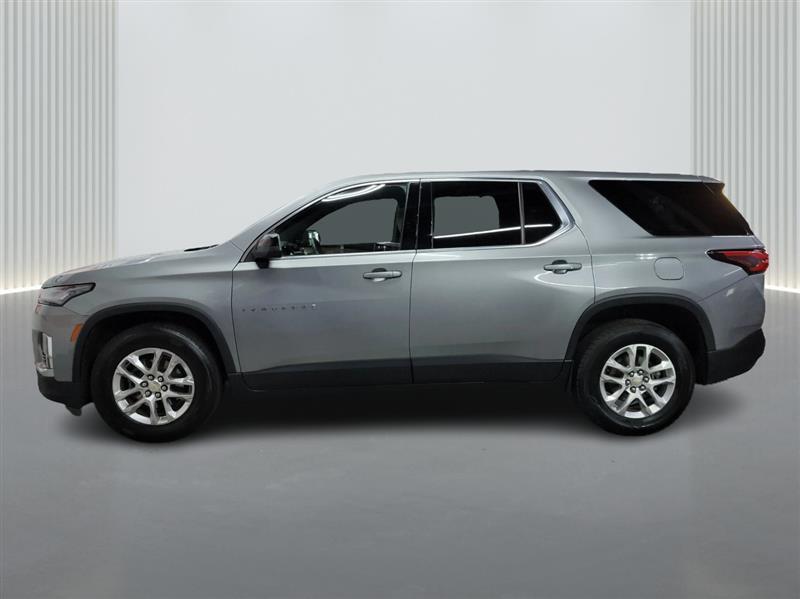 used 2023 Chevrolet Traverse car, priced at $21,900