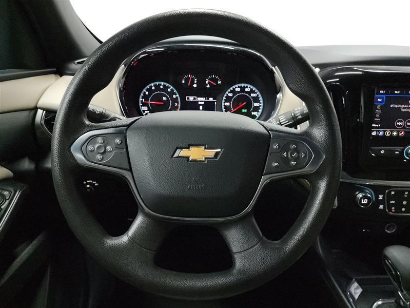used 2023 Chevrolet Traverse car, priced at $22,500