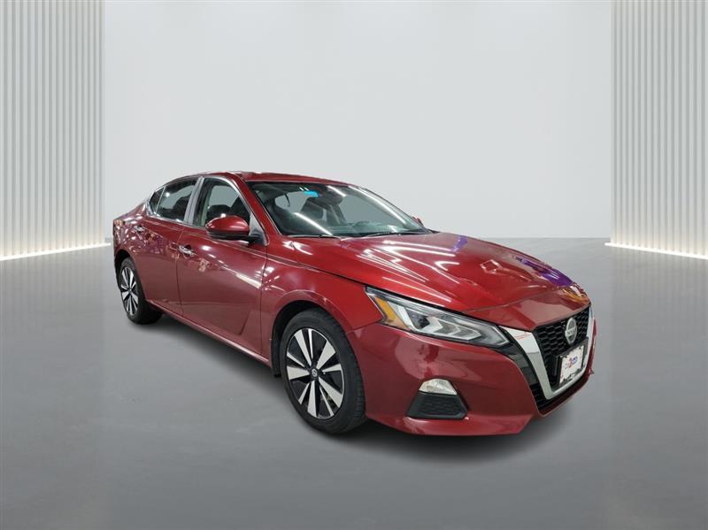 used 2022 Nissan Altima car, priced at $17,900