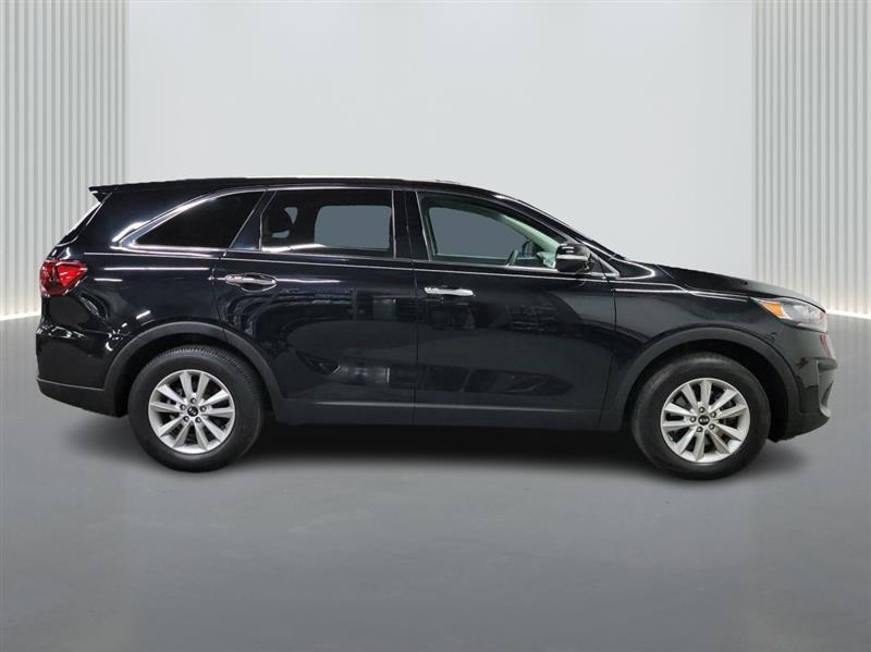 used 2019 Kia Sorento car, priced at $10,900