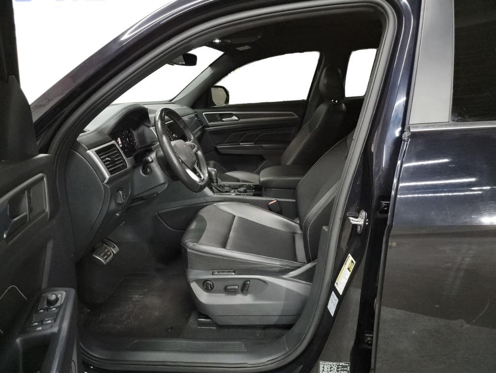 used 2020 Volkswagen Atlas Cross Sport car, priced at $18,900