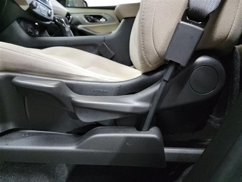 used 2023 Chevrolet Traverse car, priced at $23,900