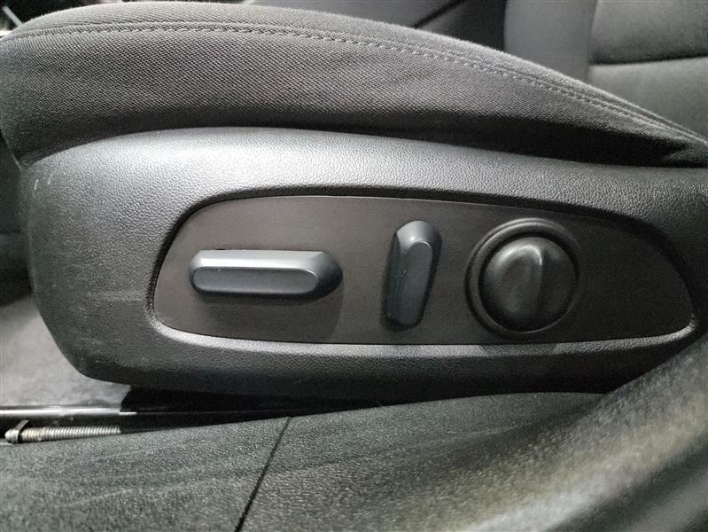 used 2022 Chevrolet Malibu car, priced at $14,900