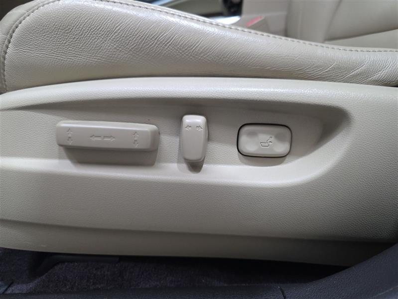 used 2017 Acura MDX car, priced at $17,900