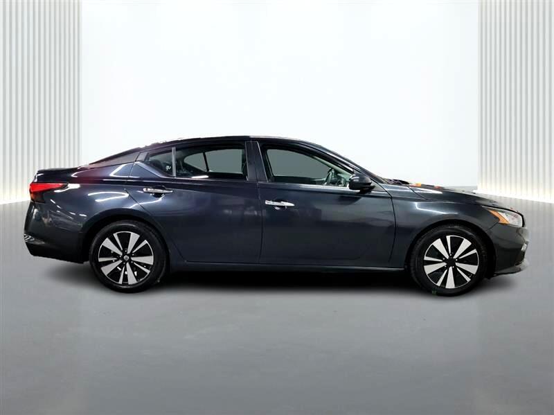 used 2022 Nissan Altima car, priced at $14,900