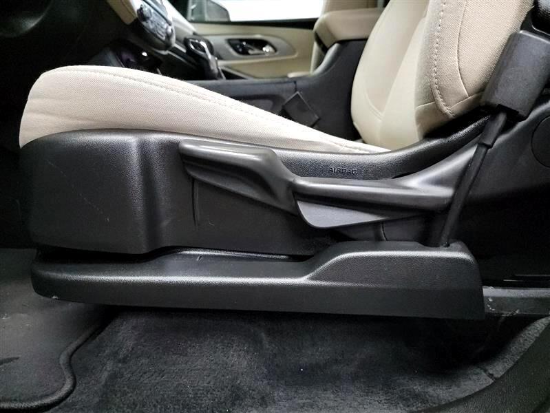 used 2023 Chevrolet Traverse car, priced at $25,900