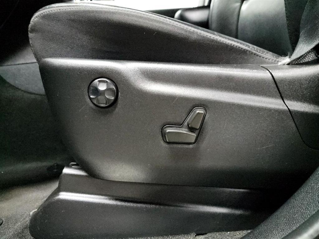 used 2022 Jeep Grand Cherokee WK car, priced at $22,900