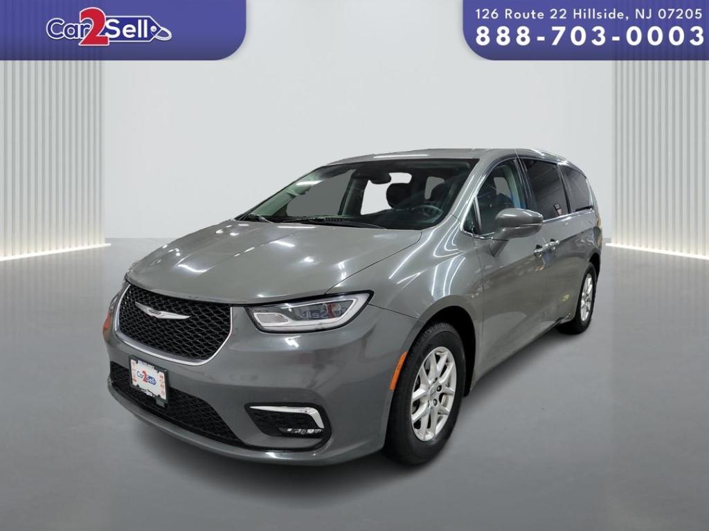 used 2022 Chrysler Pacifica car, priced at $21,900