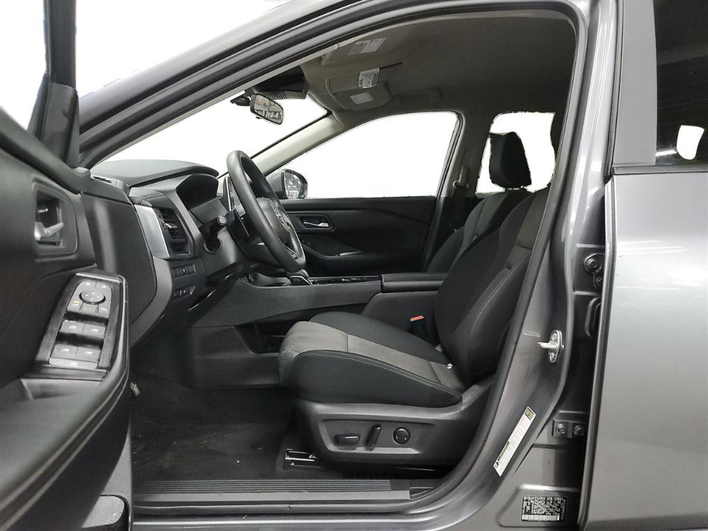 used 2024 Nissan Rogue car, priced at $28,900