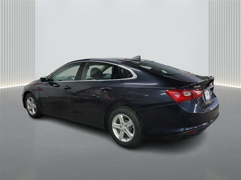 used 2022 Chevrolet Malibu car, priced at $13,900