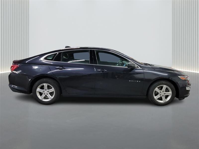 used 2022 Chevrolet Malibu car, priced at $13,900