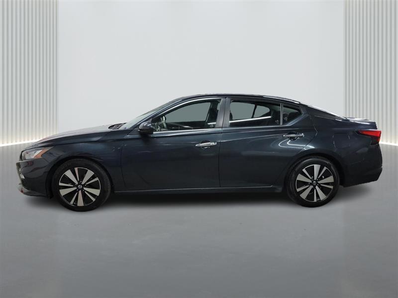 used 2022 Nissan Altima car, priced at $17,500