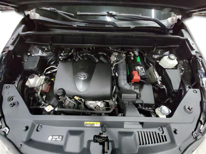 used 2021 Toyota Highlander car, priced at $23,900