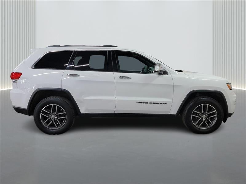 used 2017 Jeep Grand Cherokee car, priced at $14,900