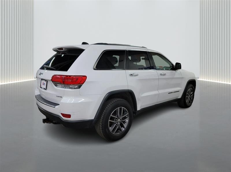 used 2017 Jeep Grand Cherokee car, priced at $14,900