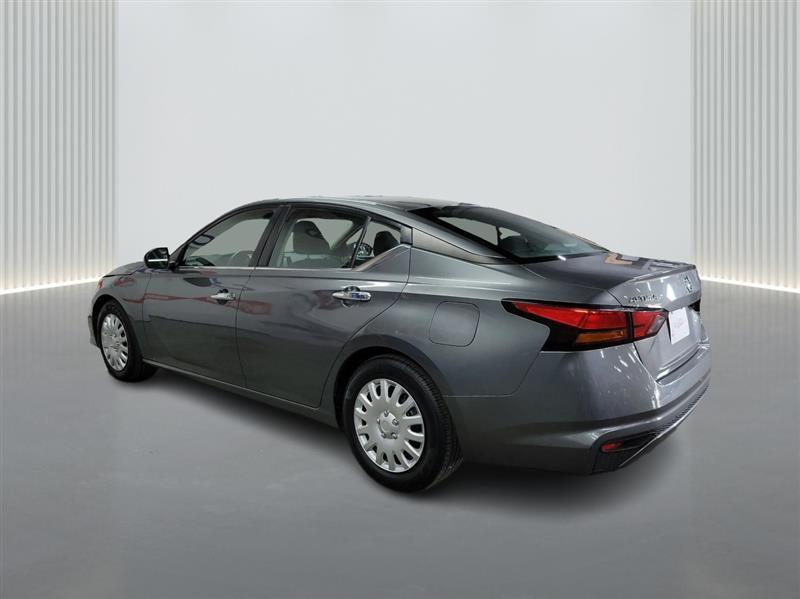 used 2022 Nissan Altima car, priced at $11,500