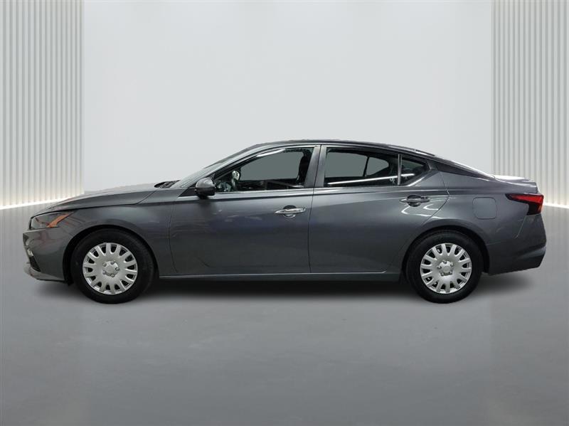 used 2022 Nissan Altima car, priced at $11,500