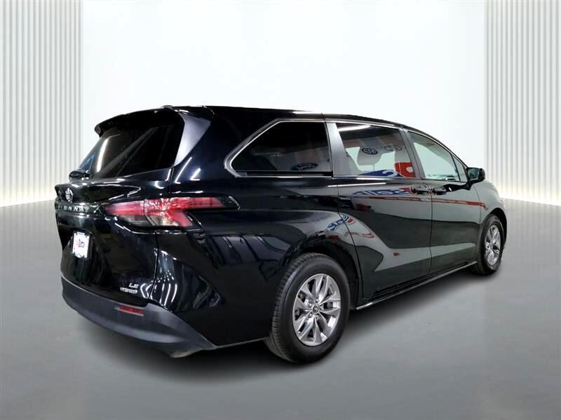 used 2022 Toyota Sienna car, priced at $27,900