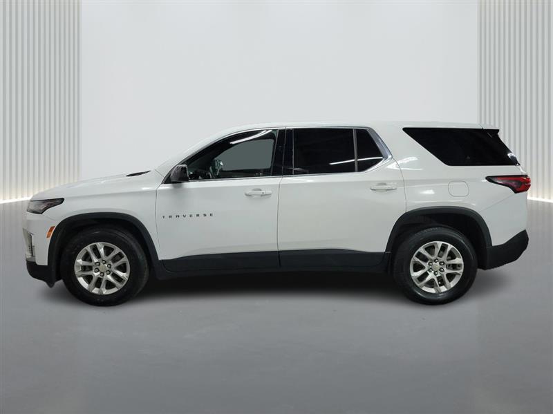 used 2023 Chevrolet Traverse car, priced at $24,500