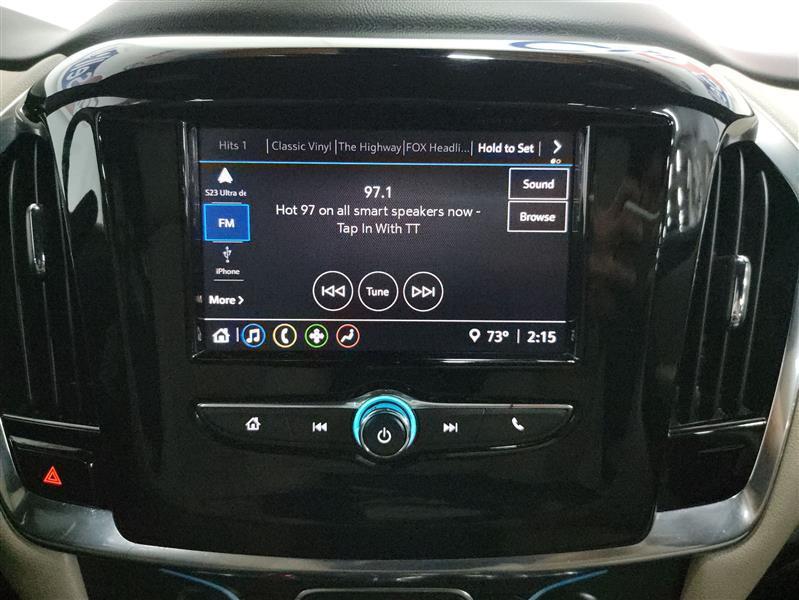 used 2023 Chevrolet Traverse car, priced at $24,500