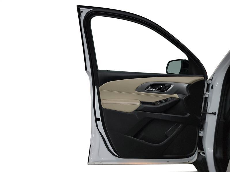 used 2023 Chevrolet Traverse car, priced at $24,500