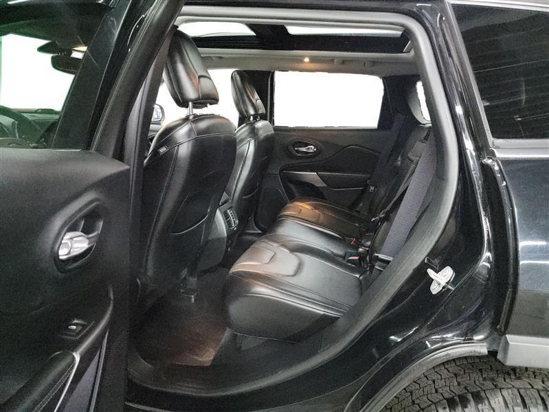 used 2019 Jeep Cherokee car, priced at $13,500