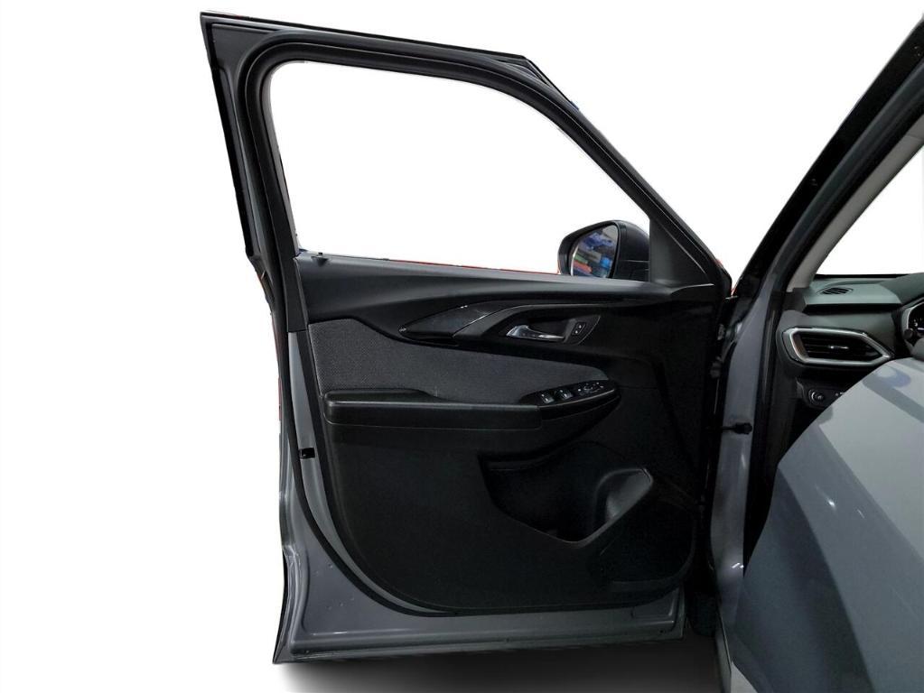 used 2023 Chevrolet TrailBlazer car, priced at $17,900